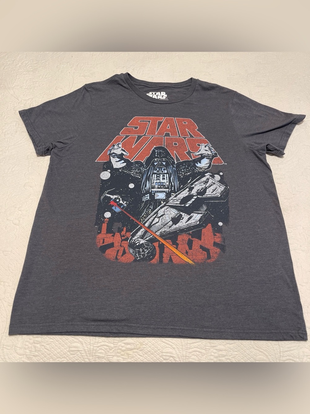 Star Wars Darth Vader T-Shirt, Size Large